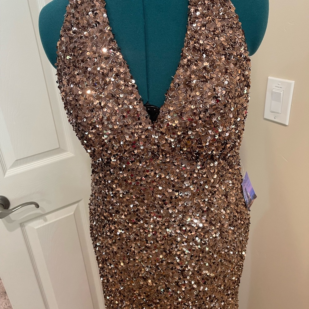 Morgan & Co. Brown Sequin Backless Dress - Picture 6 of 16